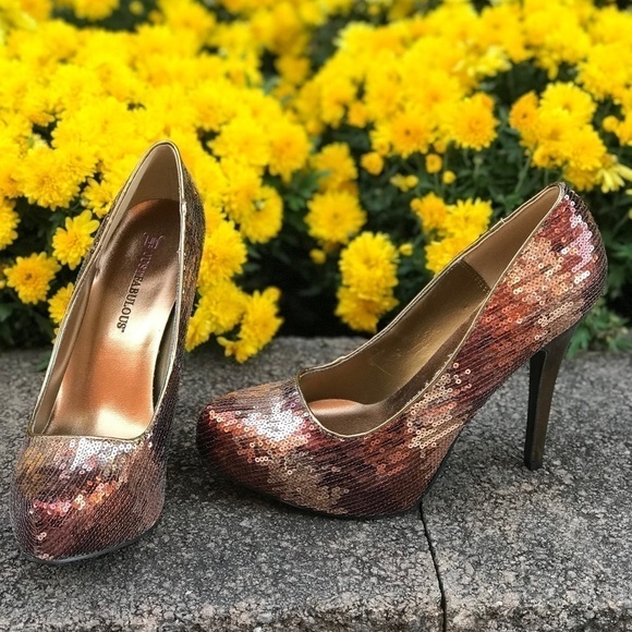 JUST FABULOUS 7.5 Copper Sequins Platform Pumps Size 7.5 - Picture 4 of 16